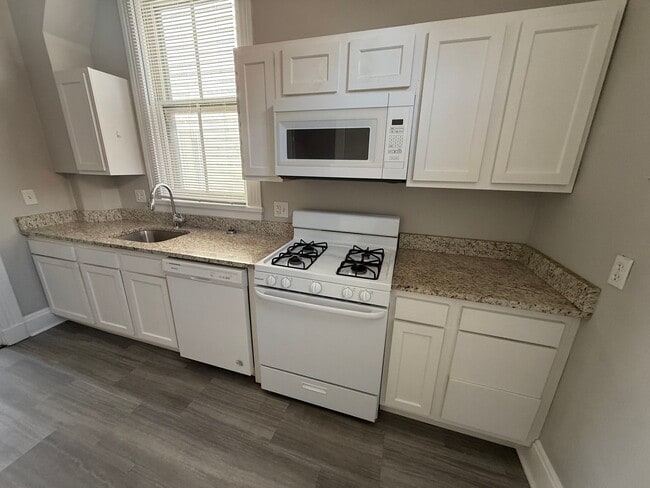 Photo - 112 W Nixon St