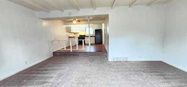 Photo - Spacious Renovated Townhome Near Highways & Lambert Airport