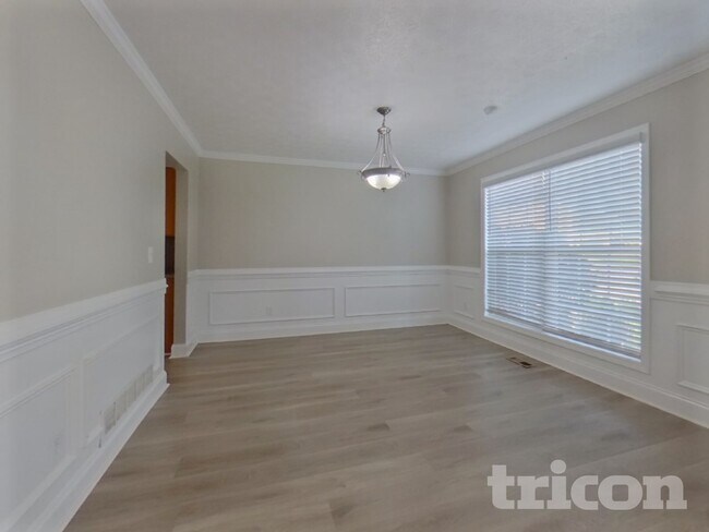 Photo - 249 Indian Lake Trail