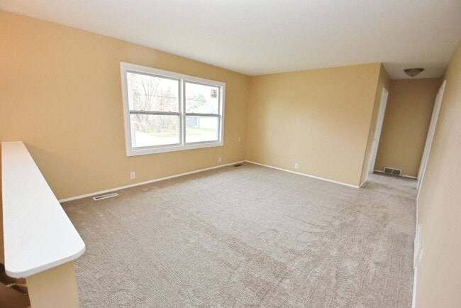 Photo - Remodeled 4 bedroom 2 bath home near Near Notre Dame