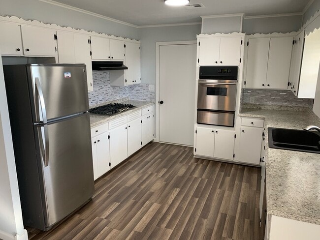 Photo - 5214 S Delaware Pl