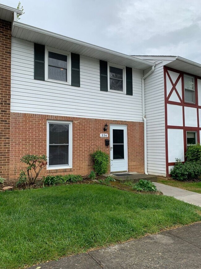 Photo - 336 Loudon Rd