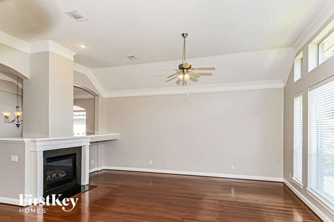 Photo - 5 Peach Tree Ct