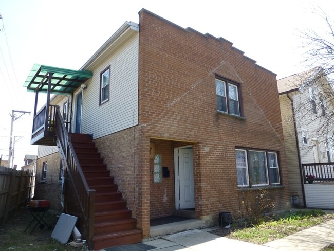 Building Photo - 2171 N Austin Ave Rental