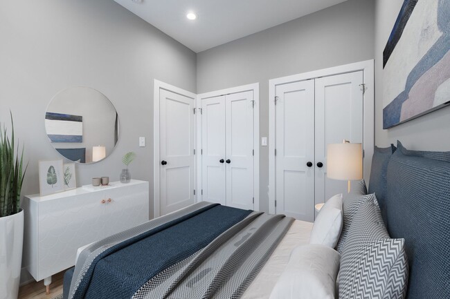 Photo - 1838 W Grand Ave Unit 2F