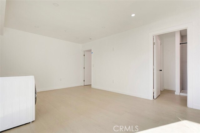 Photo - 5654 Cartwright Ave