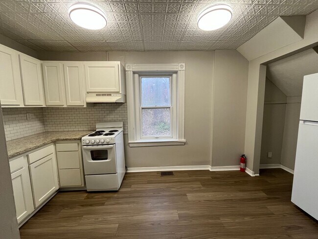 Photo - 212 W Lee St Unidad 212-1