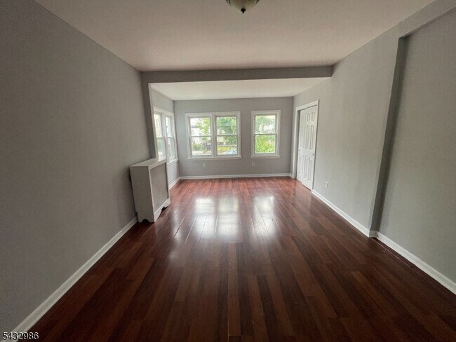Photo - 8 Treacy Ave