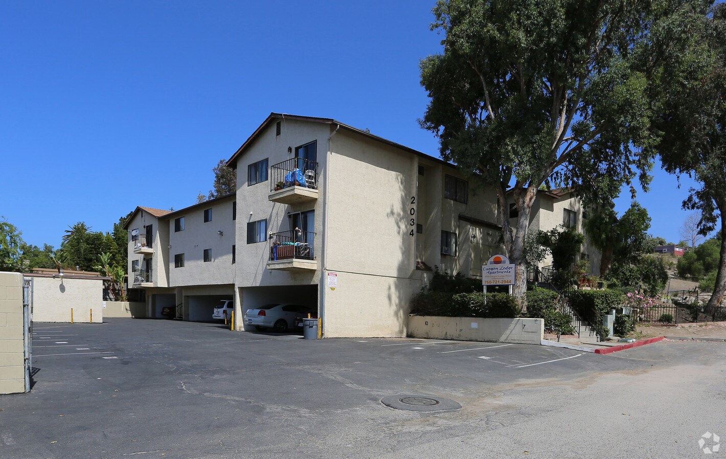 Photo - Canyon Lodge Apartments