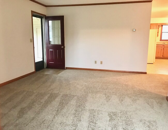 Photo - 547 Circle Pine Dr