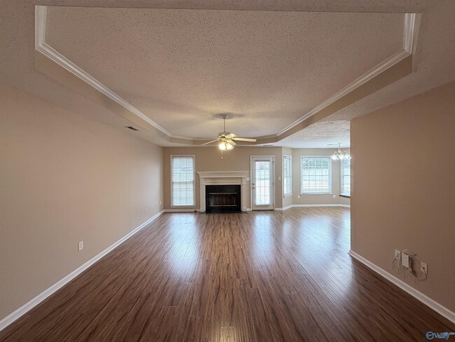 Photo - 2813 Willowick Tr SE