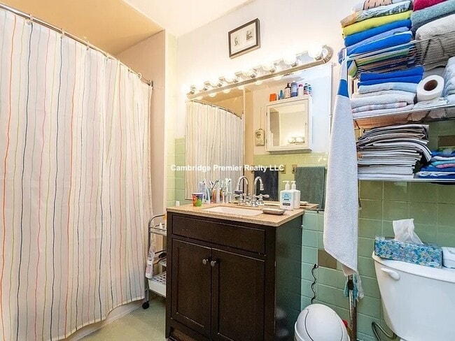 Photo - 111 Belmont St Unit 1l