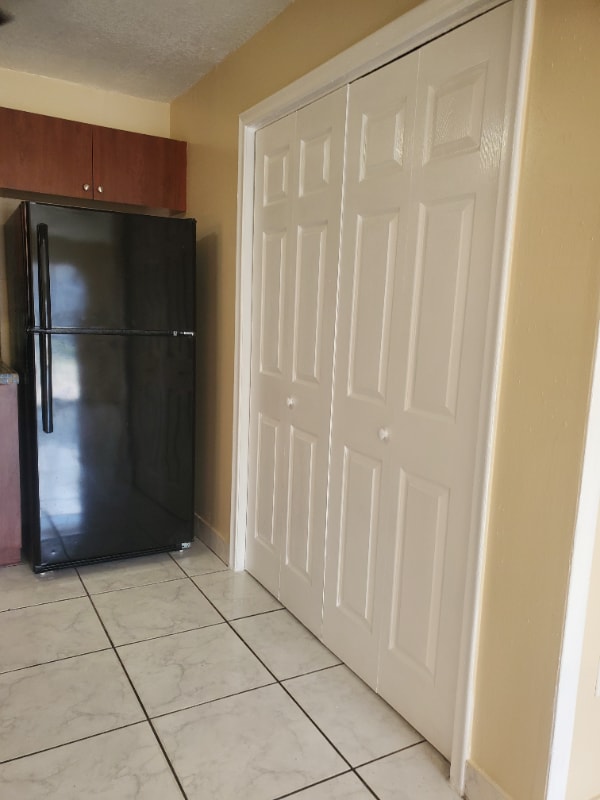 Photo - 43 W 16th Ave