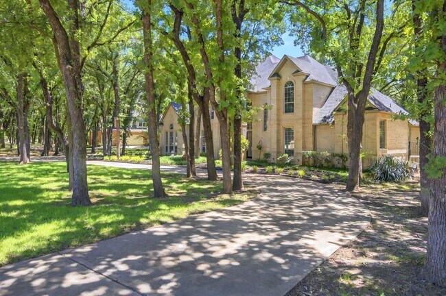 Photo - 4012 Brooks Ct