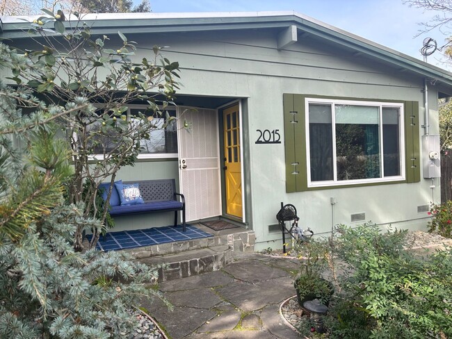 Charming 3BR House in Napa - Charming 3BR House in Napa