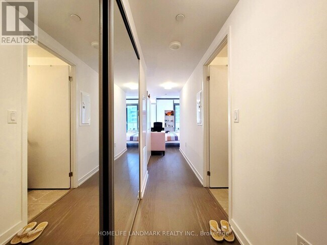 Photo - 11 Wellesley St W Unit 1110