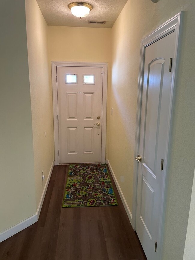 Photo - 3565 S Glasgow Cir