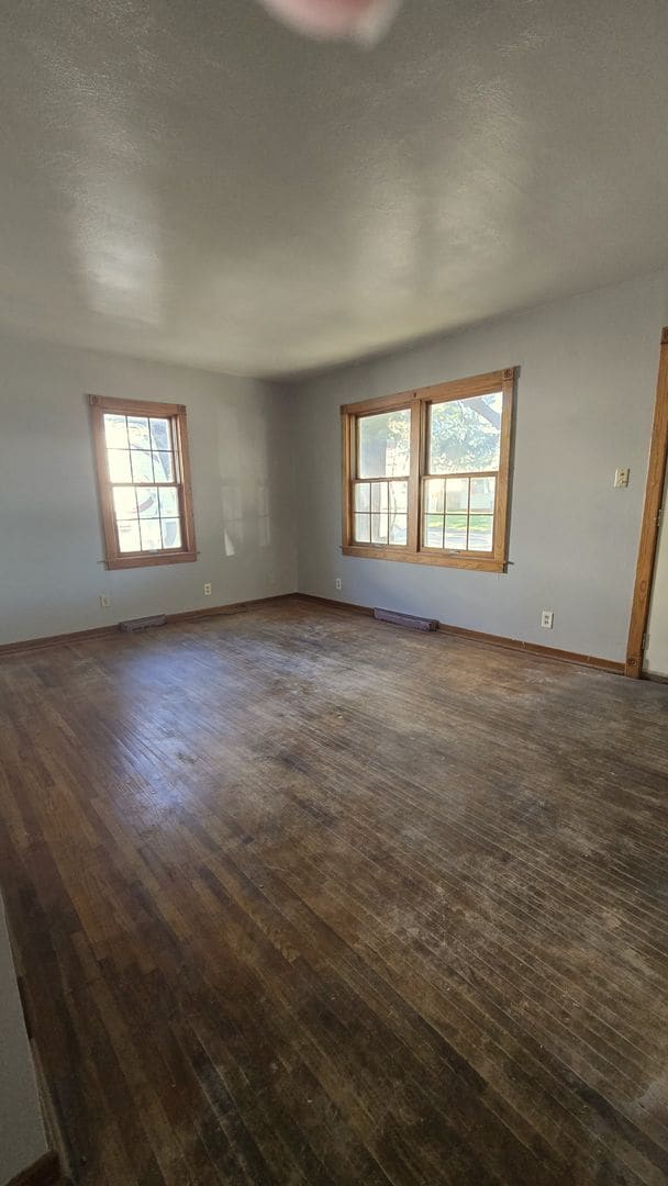 Building Photo - Charming 2-Bedroom House for Rent