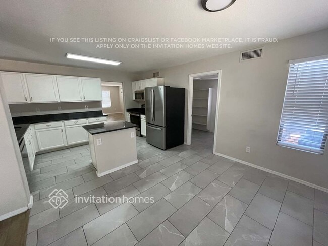 Photo - 434 W Orchard Way
