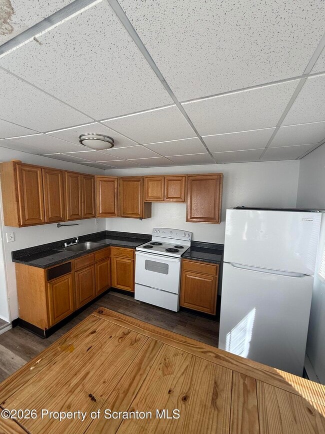 35 Keystone Rd