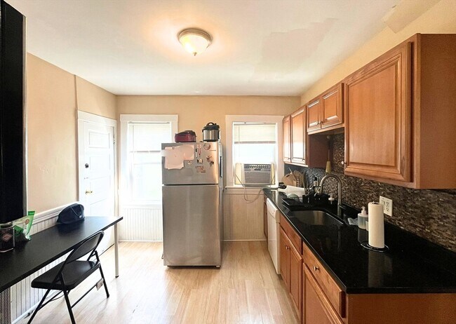 Photo - 3907 Washington St Unidad b