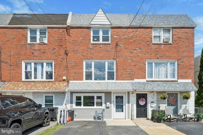 Building Photo - 125 W Berkley Ave Rental