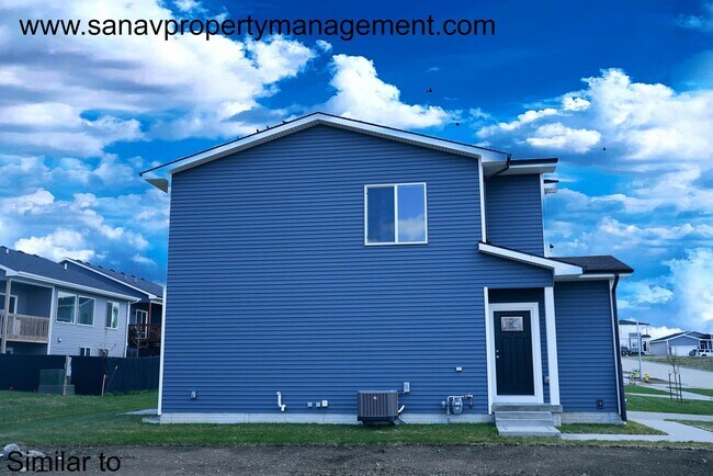 Photo - Bright 3-Bed / 2.5-Bath Home in Norwalk (1...