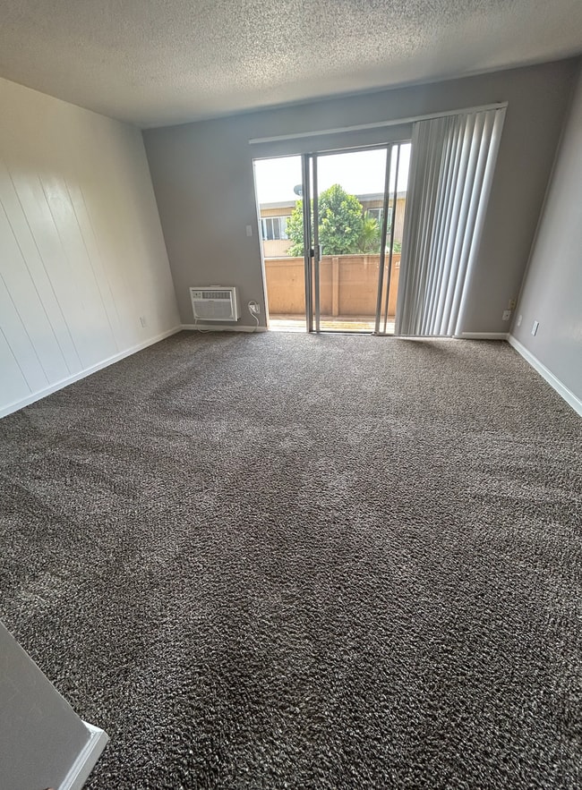 Photo - Spring Glen Apartments