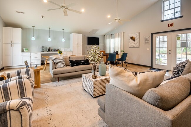 Photo - Deerbrook Apartments