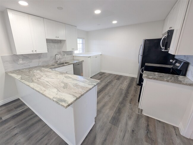 Photo - 2101 Fountain View Dr Unit 76