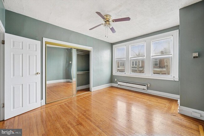 Photo - 859 N 21st St