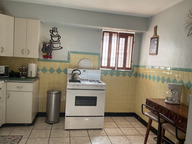 Photo - 7243 Dartmouth Ave