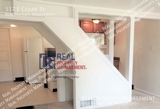 Photo - 517 E Cedar St