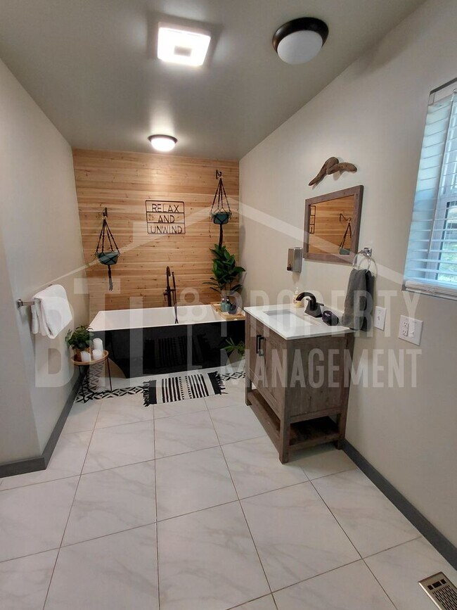 510 Chisholm Trail