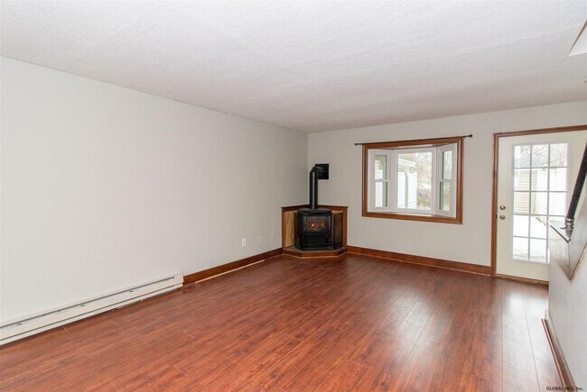 Photo - 17 Tenandaho Ln