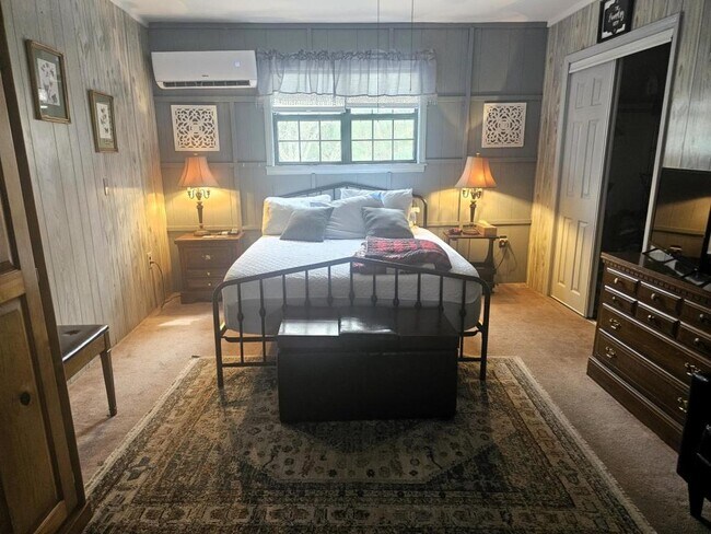 Photo - 162 Black Pine Rd