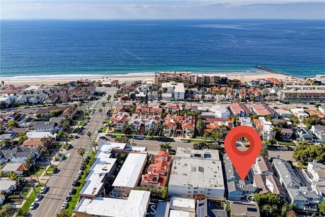 Photo - 718 S Broadway