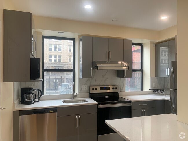 Building Photo - 16 Hudson St Rental