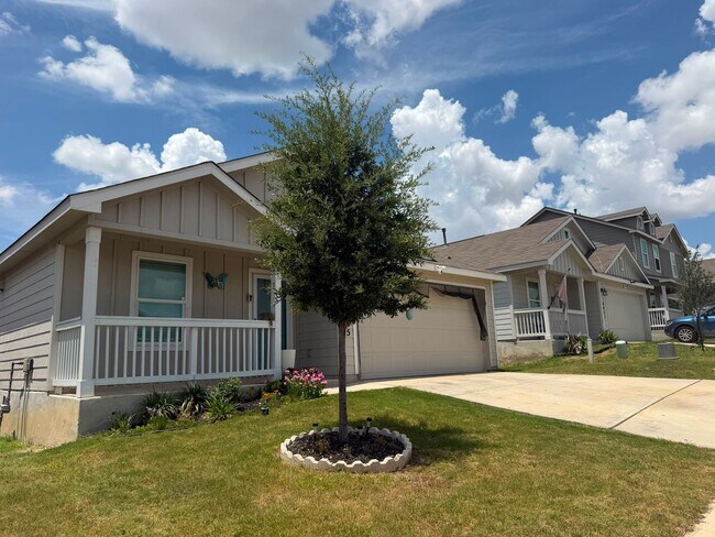 Photo - Modern Comfort Meets Convenient Living in San Antonio