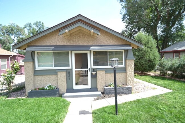 Photo - 821 N Walnut St