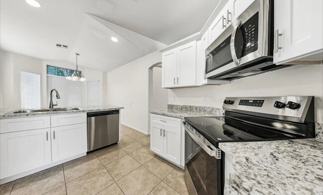 Photo - 2523 8th St SW