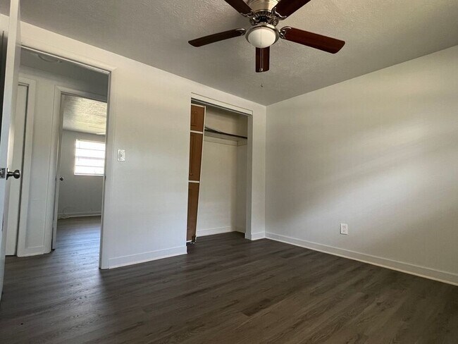 Photo - 9324 Eastfield Rd Unit A