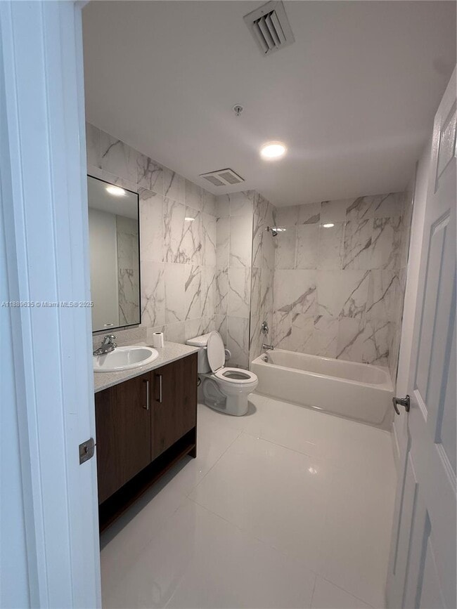 Photo - 10950 NW 82nd St Unit 215