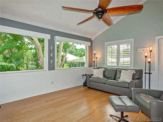 Photo - 765 SW Rustic Cir