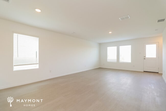 Photo - 3052 Titan Spgs Dr