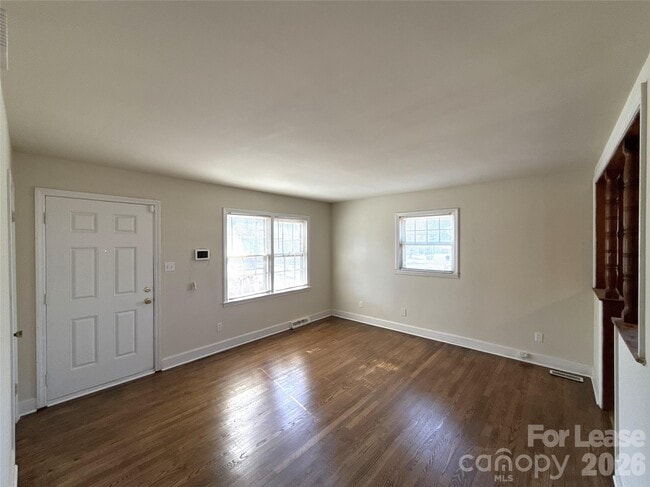 Photo - 4428 Brooktree Dr