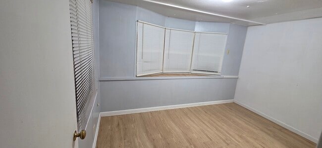 Photo - 760 Henry St