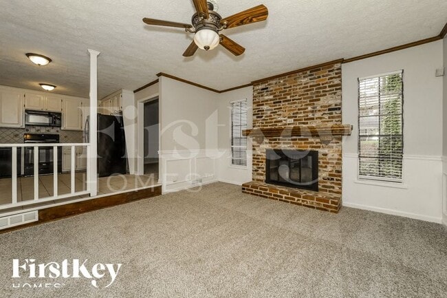 Photo - 367 Bedford St