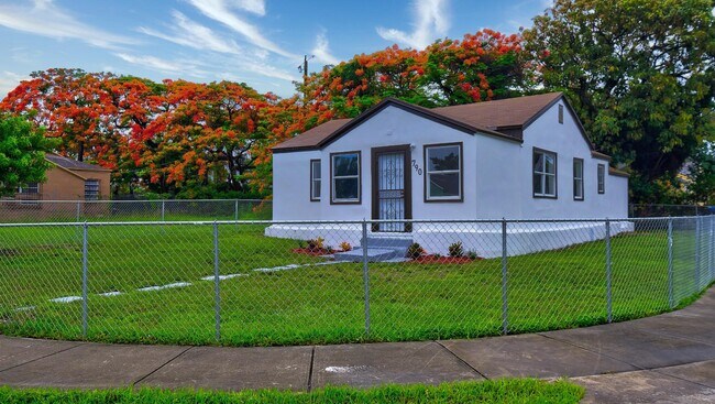 790 NW 64th St