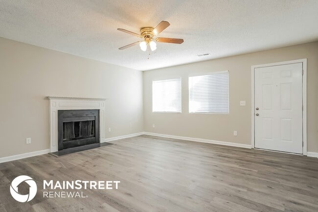 Photo - 5605 Hidden Lake Dr